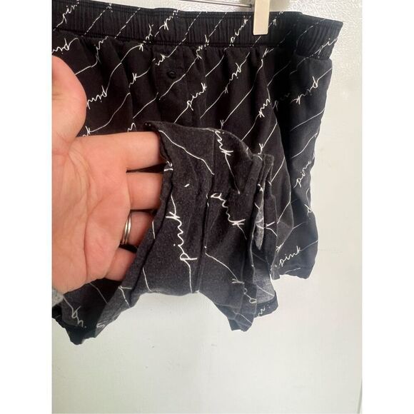 PINK Victoria’s Secret Sleep Shorts Woman’s Size Large - Picture 4 of 7